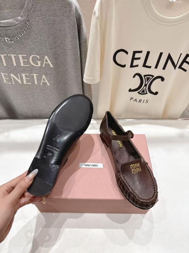Leather loafers with strap