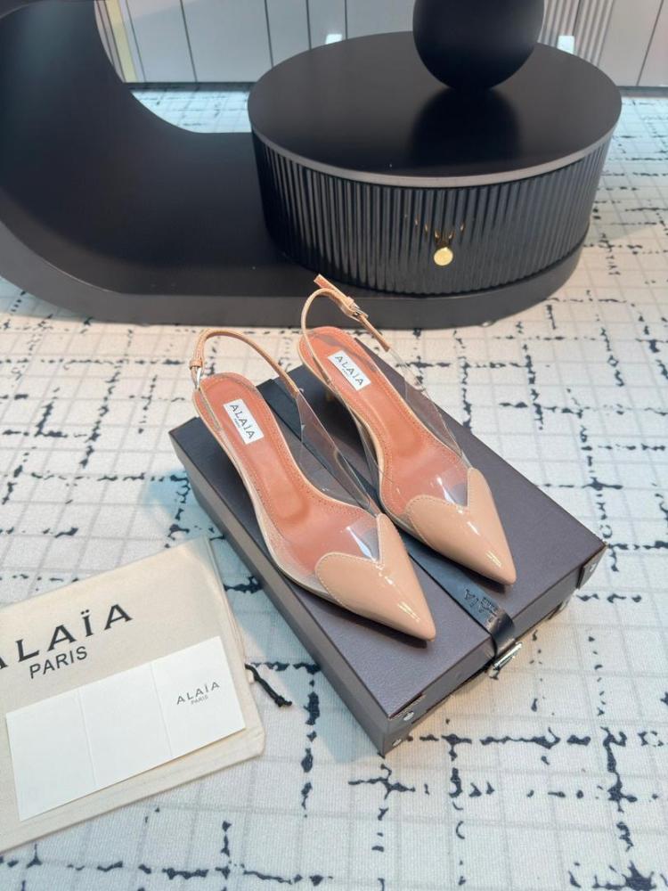 LE CŒUR SLINGBACKS IN PATENT LAMBSKIN, 5.5cm