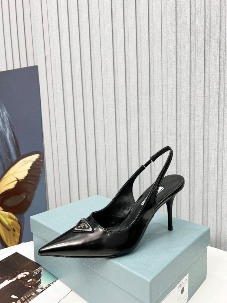 Patent leather loafer pumps