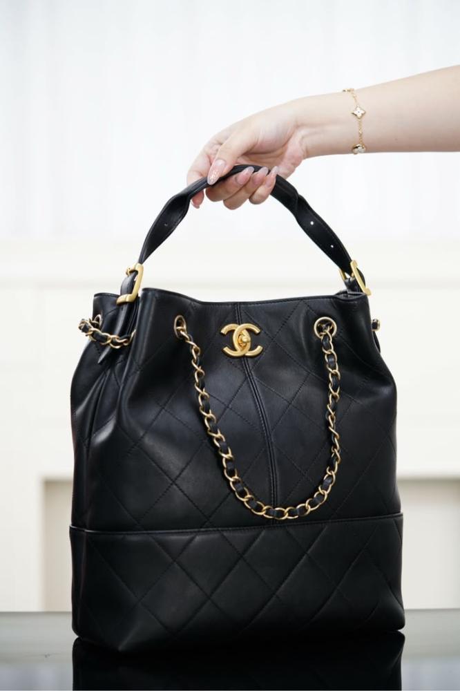 VERTICAL TOTE, 33cm