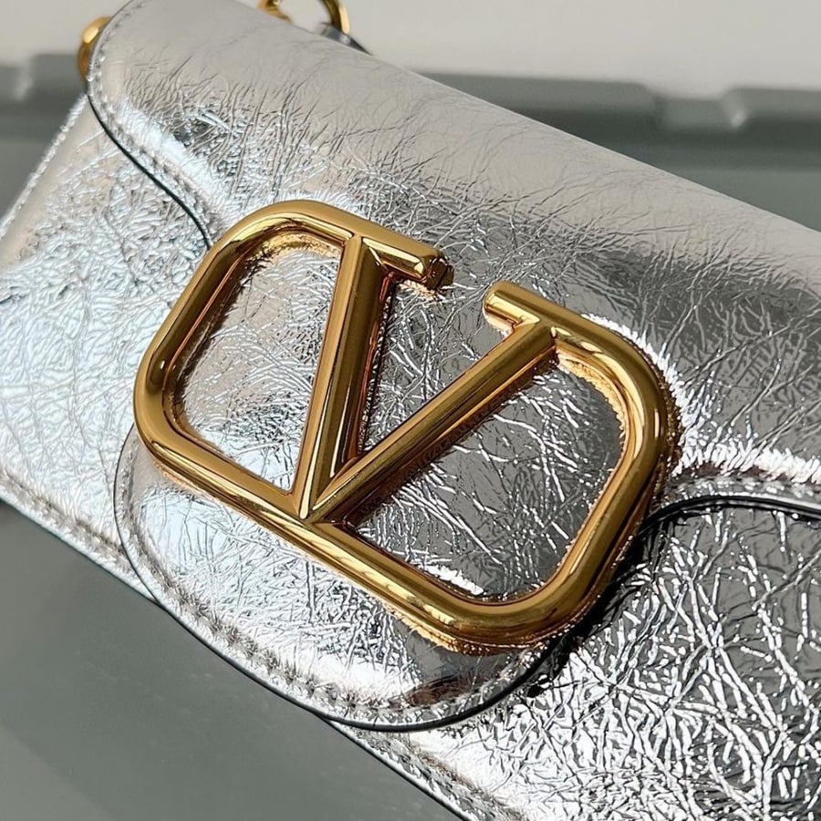 SMALL VALENTINO GARAVANI LOCÒ METALLIC CALFSKIN SHOULDER BAG