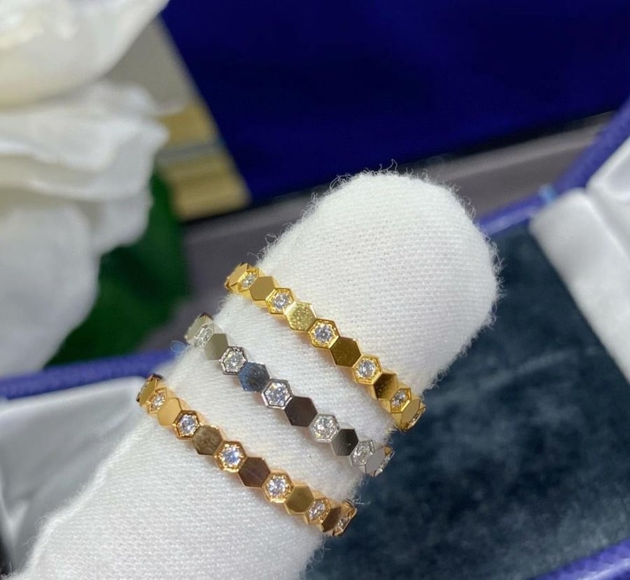 BEE DE CHAUMET RING, DIAMONDS