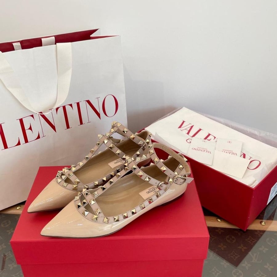 Rockstud leather ballet flats