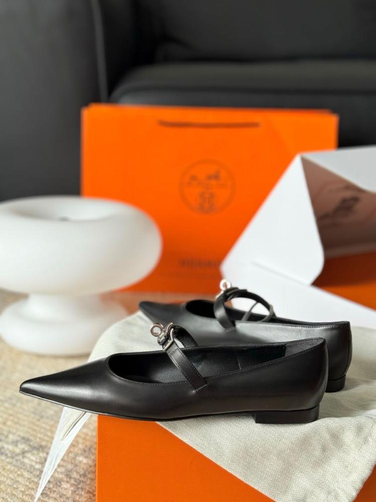 Kelly ballet flat