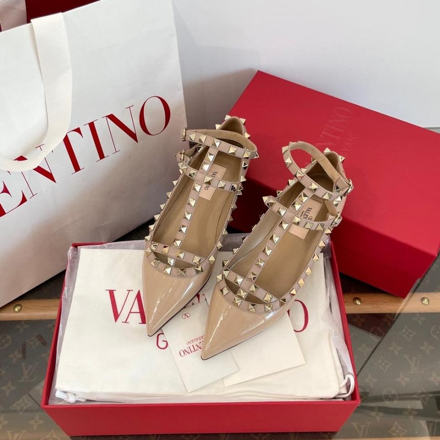 Rockstud leather ballet flats