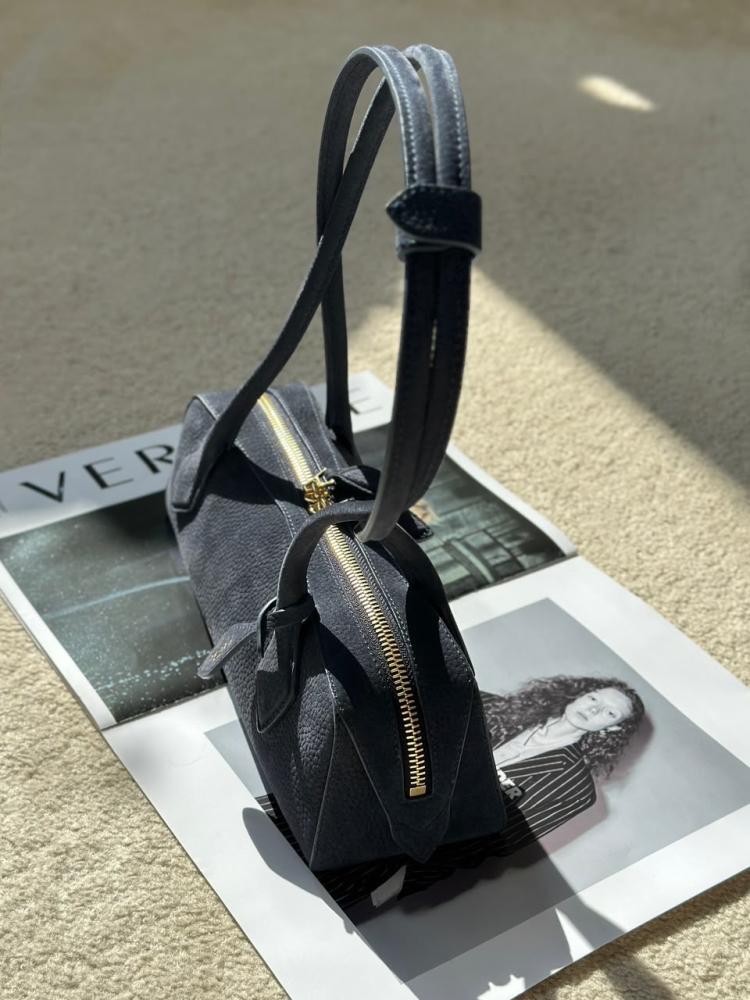 ALAÏA LE TECKEL SMALL BAG IN NUBUCK