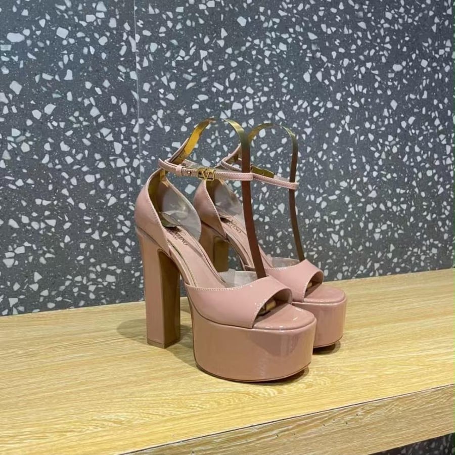 TAN-GO PLATFORM SANDAL IN PATENT LEATHER 115MM