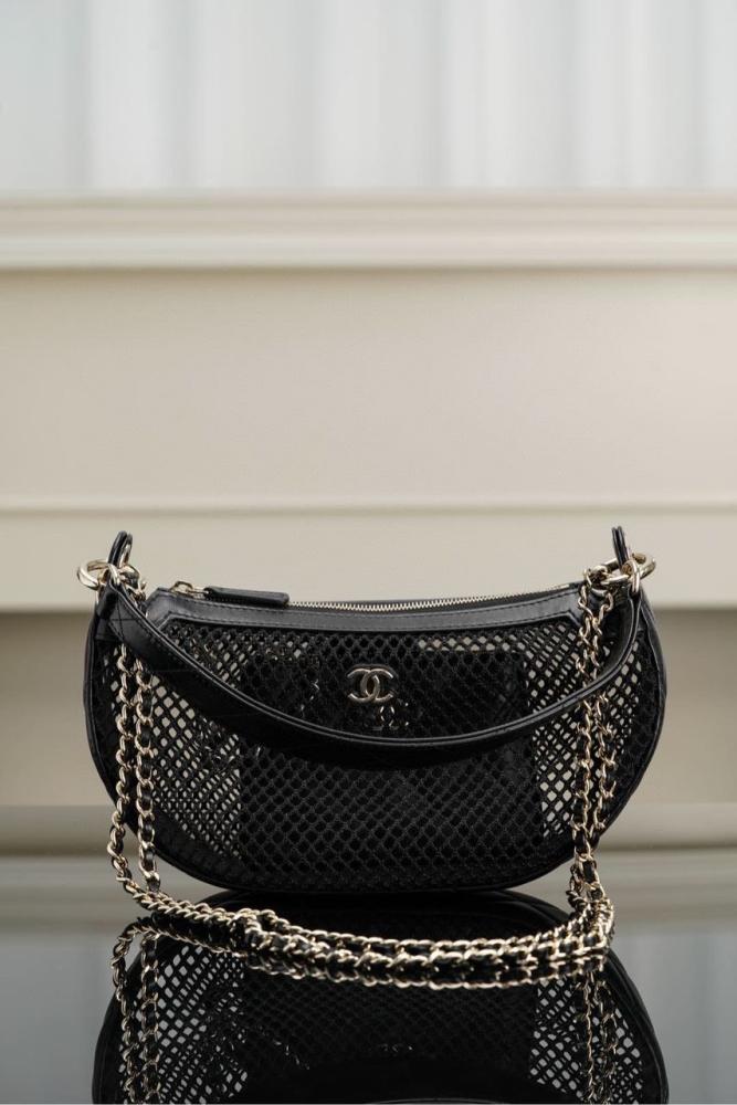 CLUTCH WITH CHAIN