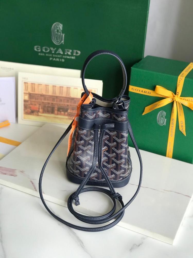 Petit Flot Mini bucket bag