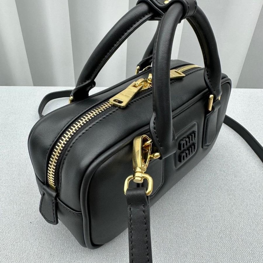 Arcadie leather bag
