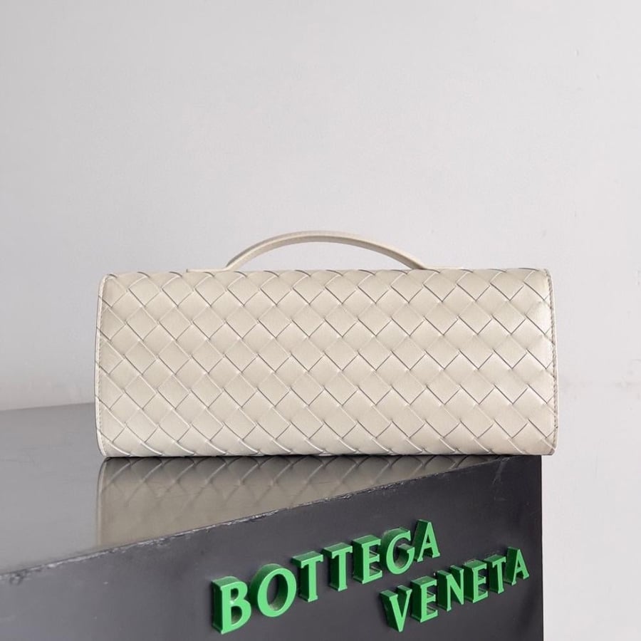 Andiamo Clutch