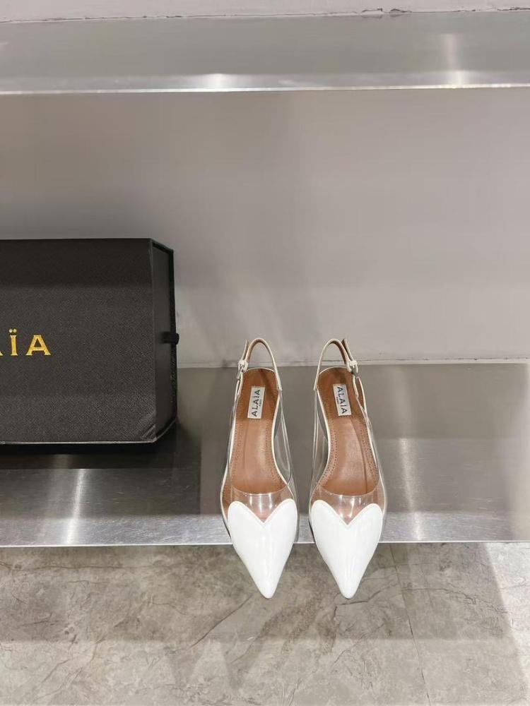 LE CŒUR SLINGBACKS IN PATENT LAMBSKIN, 5.5cm