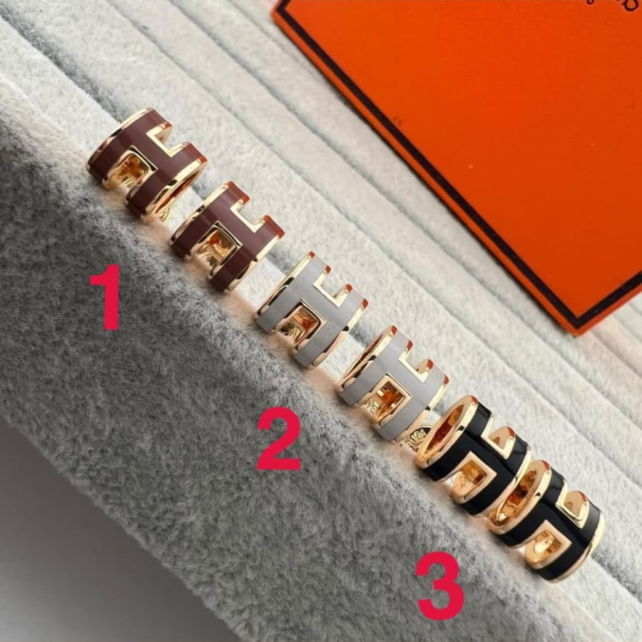 Mini Pop H earrings
