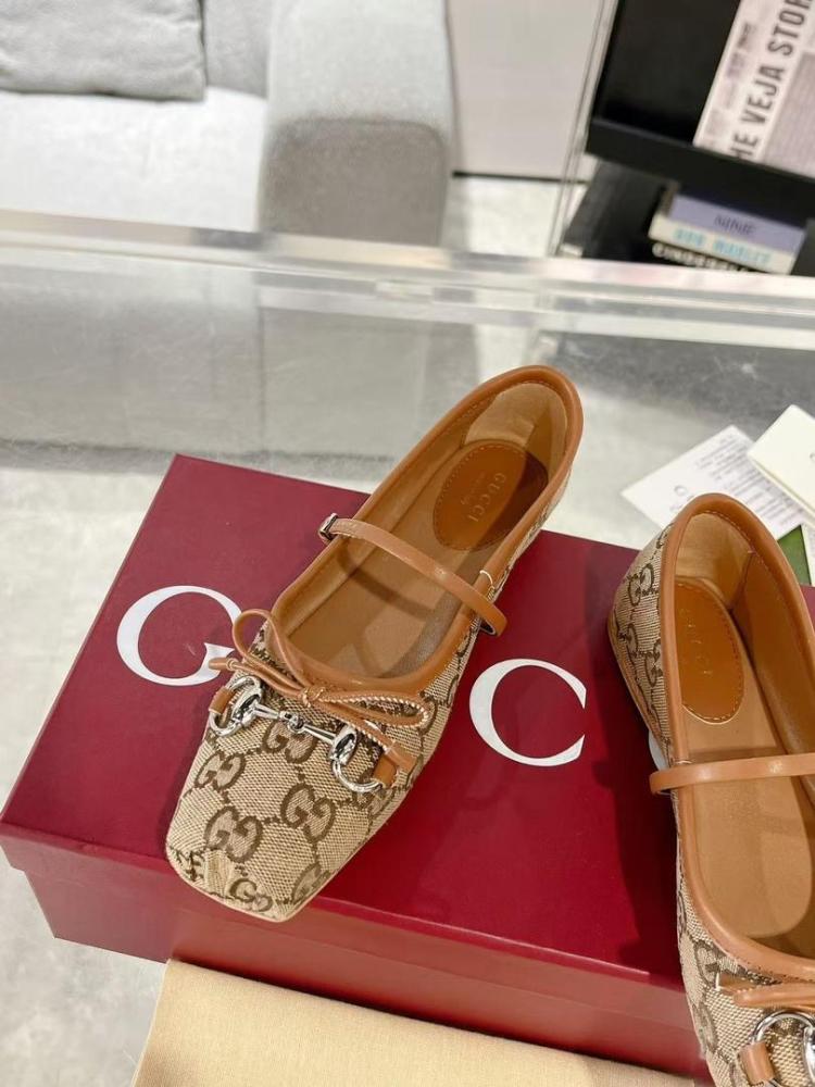 Women's Gucci Horsebit ballet flat