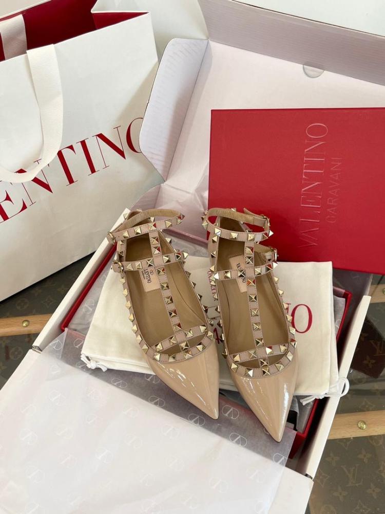 Rockstud leather ballet flats