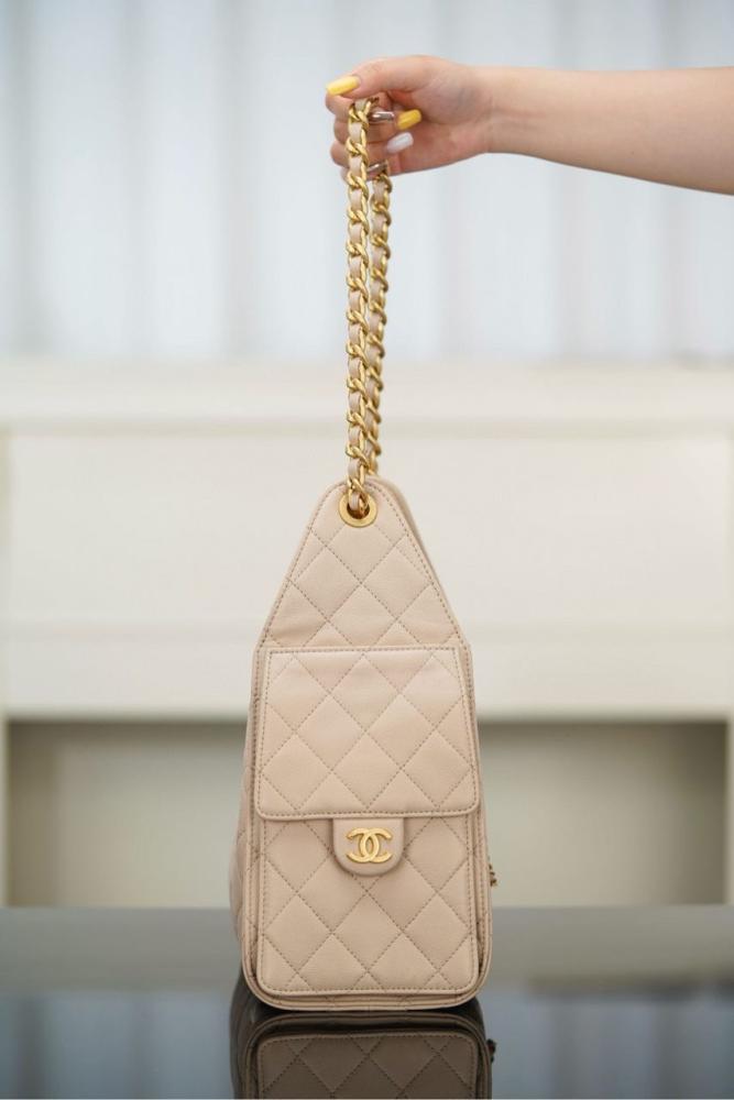 CHANEL 25 SMALL HANDBAG