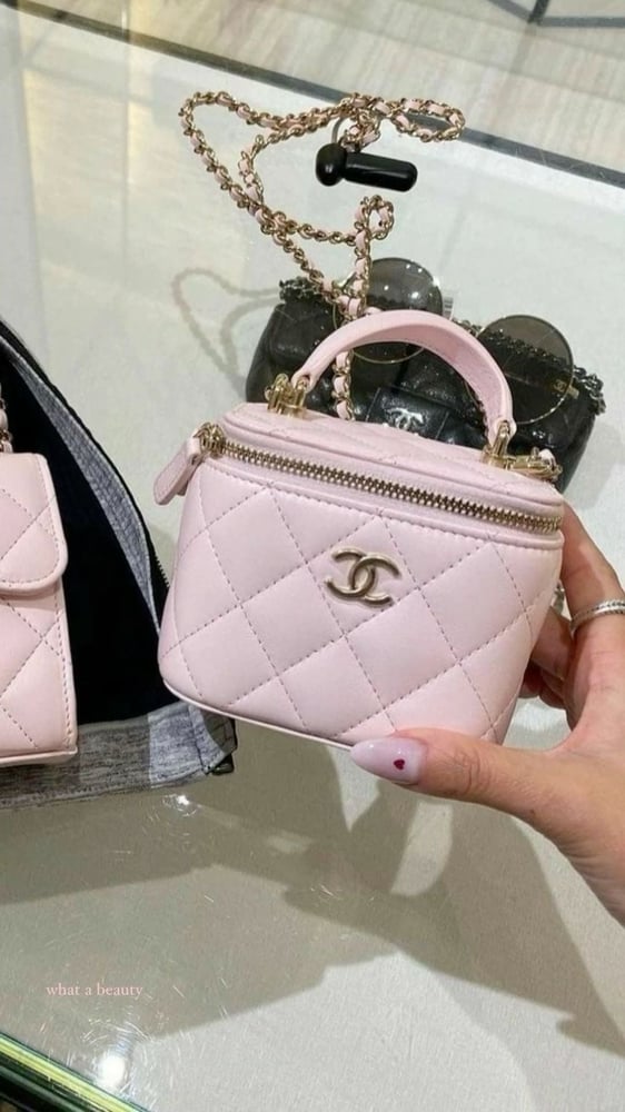 Chanel pink vanity bag “mini”