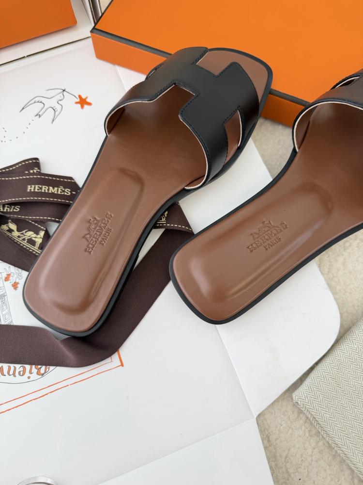 ORAN SANDAL