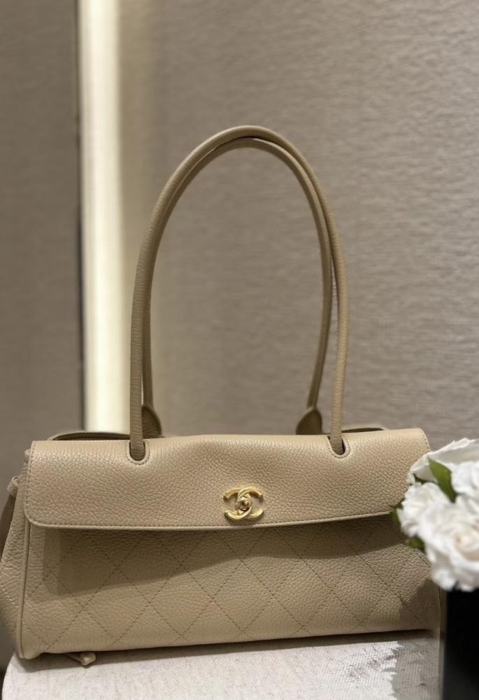 شانيل شوبنج باق 32cm