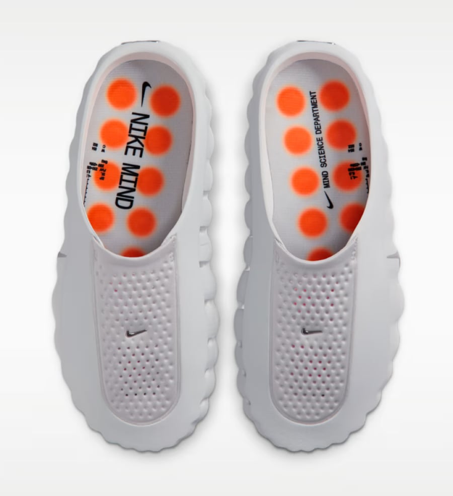 Nike Mind 001