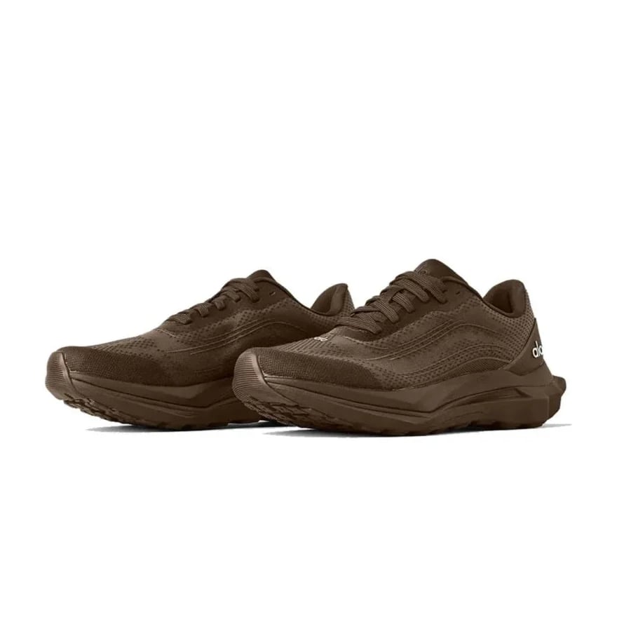 حذاء الو Alo Runner بلون اسبريسو