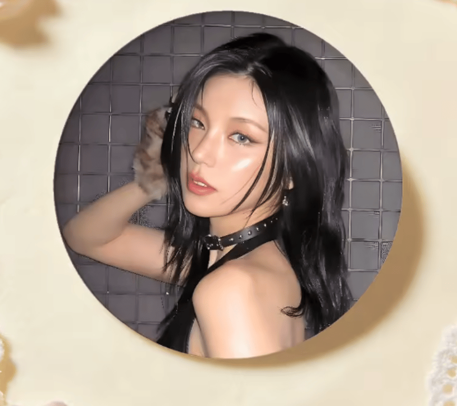بروش ييجي ( اتزي ) ITZY