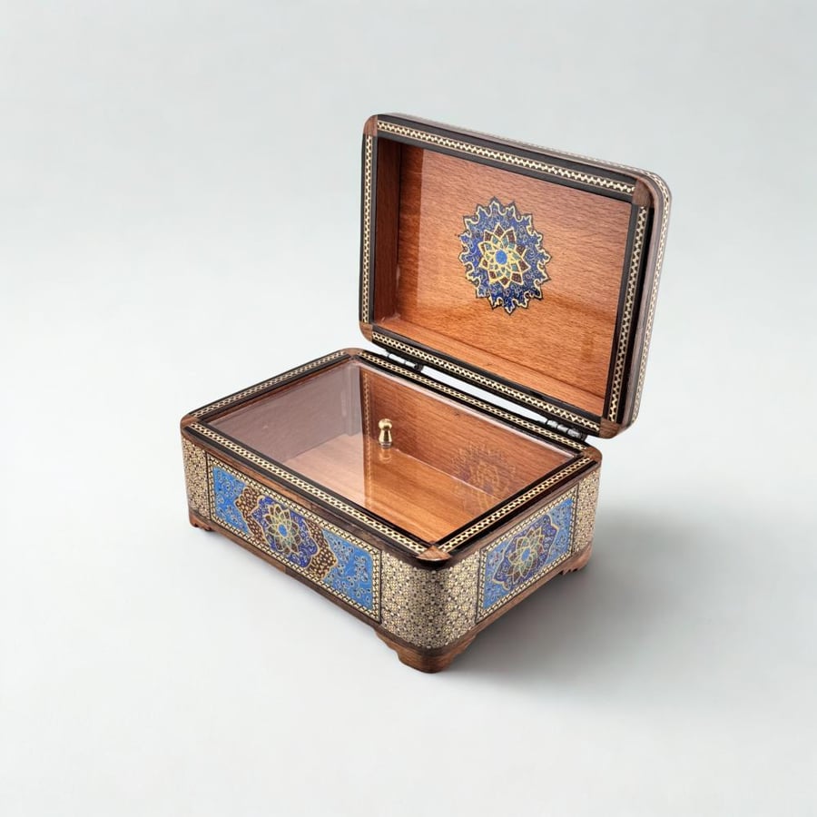Luxury Iranian box 11021