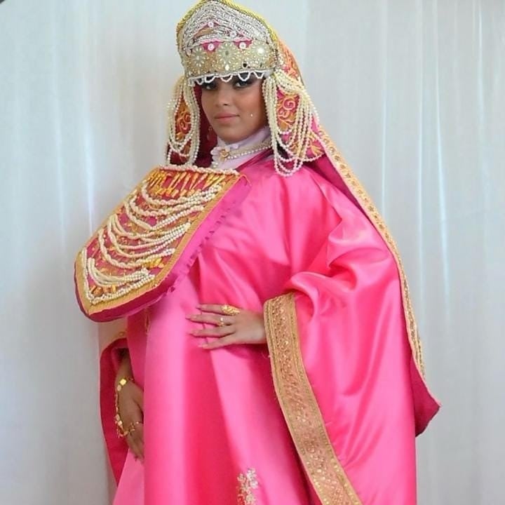 لبس العروسه المديني