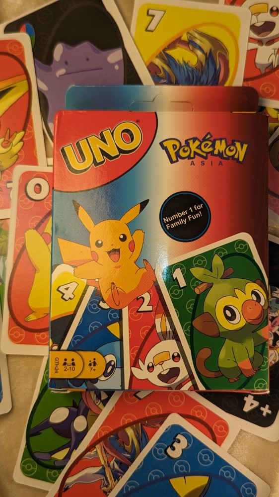 UNO playing cards Pokémon.