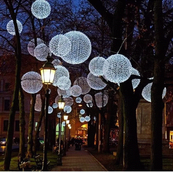 Lighting gardens balls glowing yellow