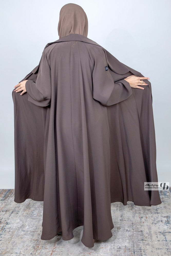 عباية كلوش ملون لون (بيج غامق) رمادي قماش لمياء BB164