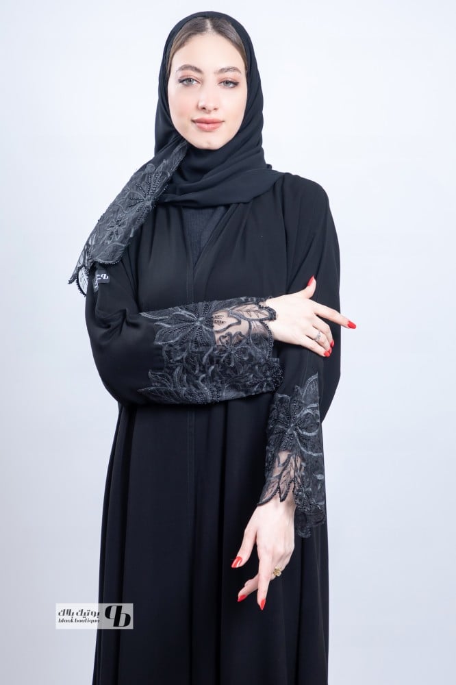 عبايه نص كلوش ملكي اكمام دانتيل شك BB253