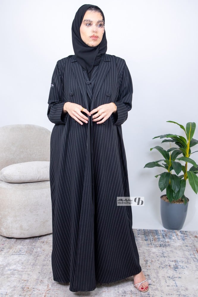 عباية بليزر كتان مخطط اسود (مزود بقطعتين داخلية بنطلون + بلوزة) BB160