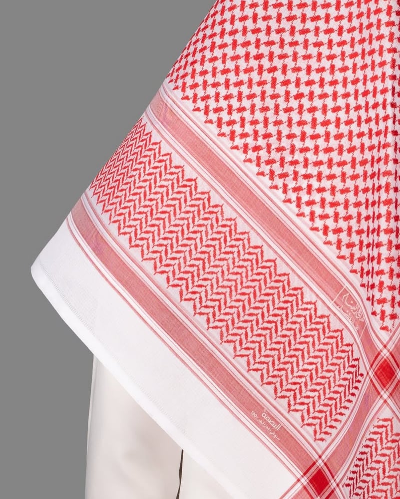 شماغ البسام البصمة 30 – الإصدار الجديد بجودة فاخرة ونقشة راقية