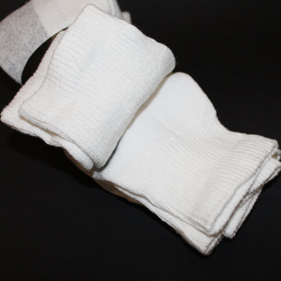 هينز  طقم جواريب رجالي ثلاث أزواج Hanes