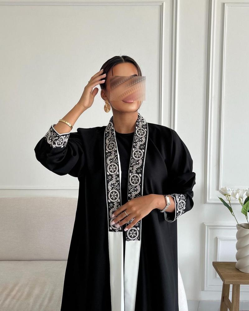 عباية كلوش حرير