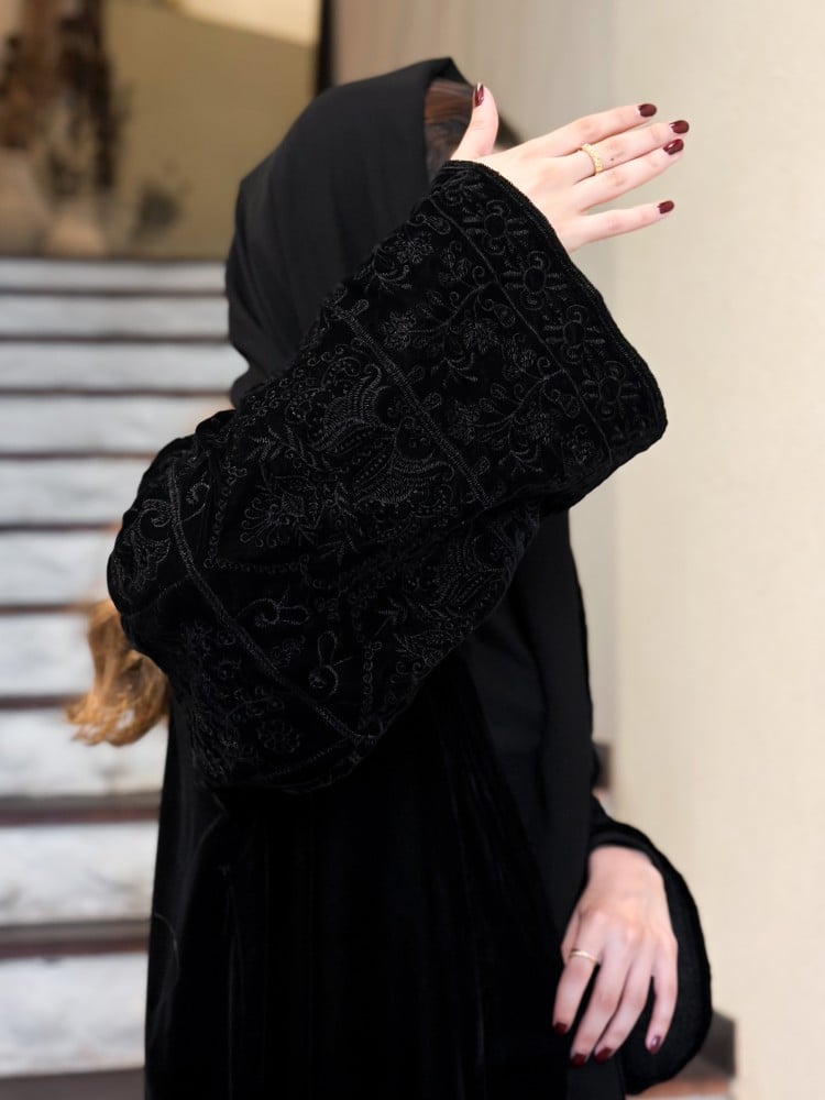 Winter embroidered abaya | 144
