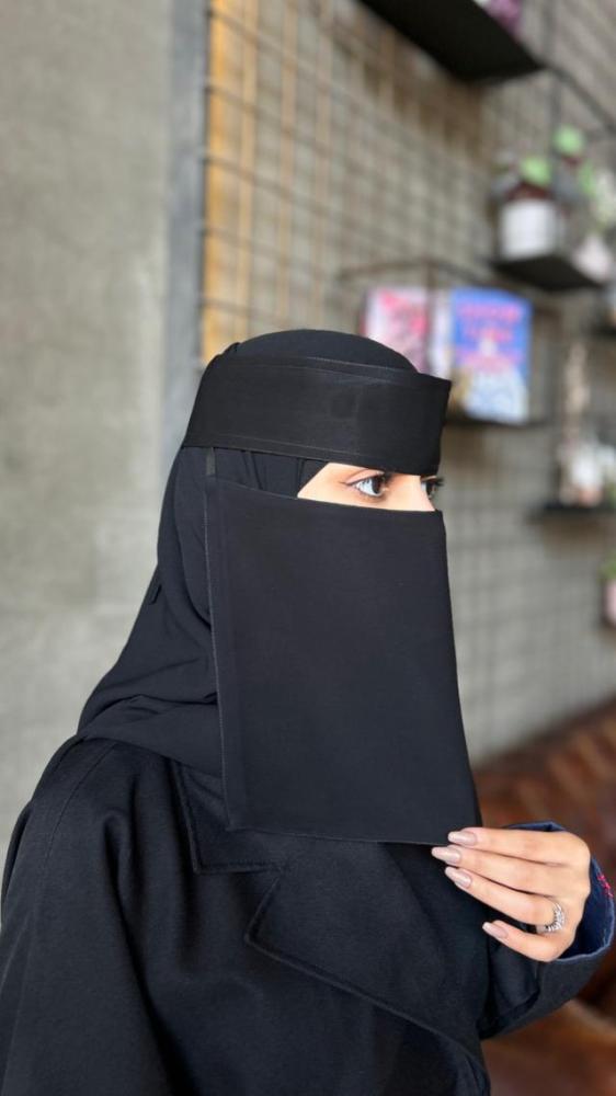 عرض 6 نقابات كازا  مبطن حرير -وسط مطاط طويل