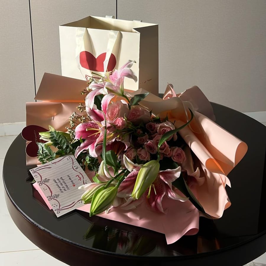 Flowers pink
