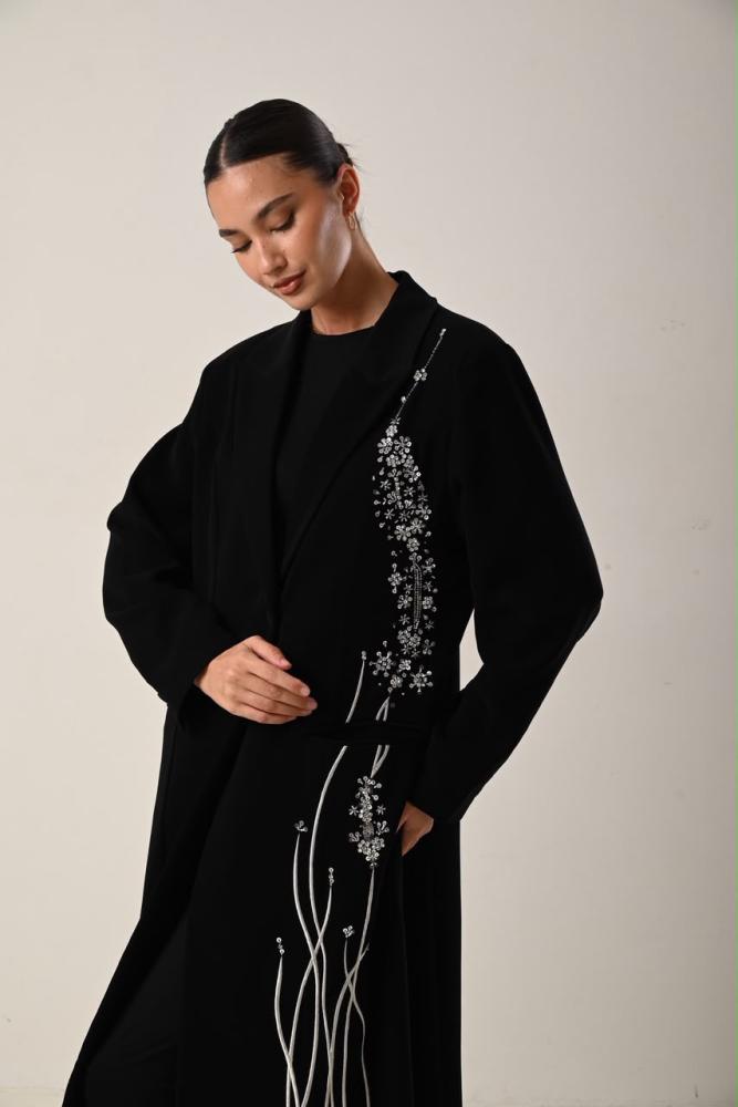 Embroidered Stem Abaya