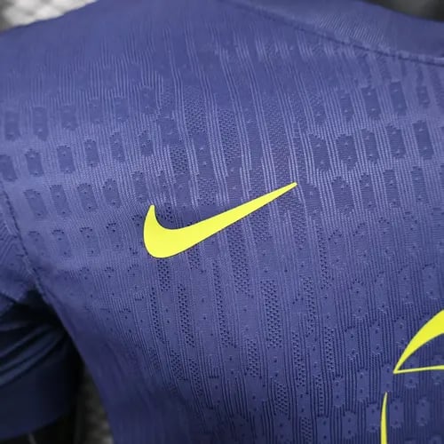 تيشيرت اتليتيكو مدريد الاحتياطي نسخة اللاعبين 2026