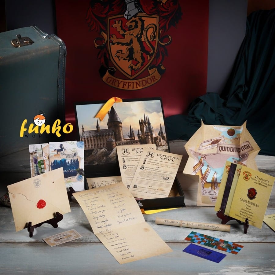 Wizarding World- Hogwarts Invitation Letter Set