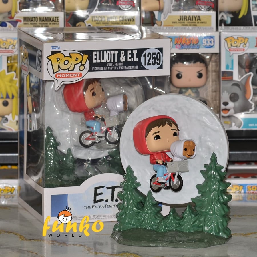 Pop Moment! Movies: E.T. - Elliott and E.T. Flying (GW)