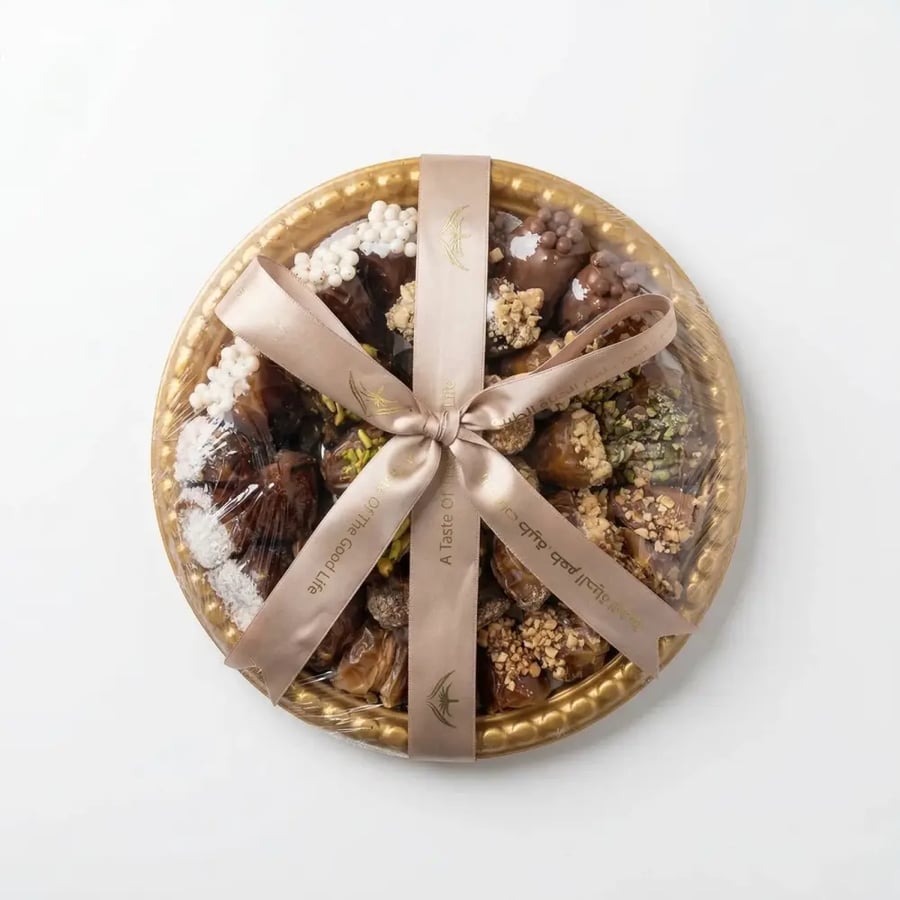 Round plate – Stuffed dates 500 grams
