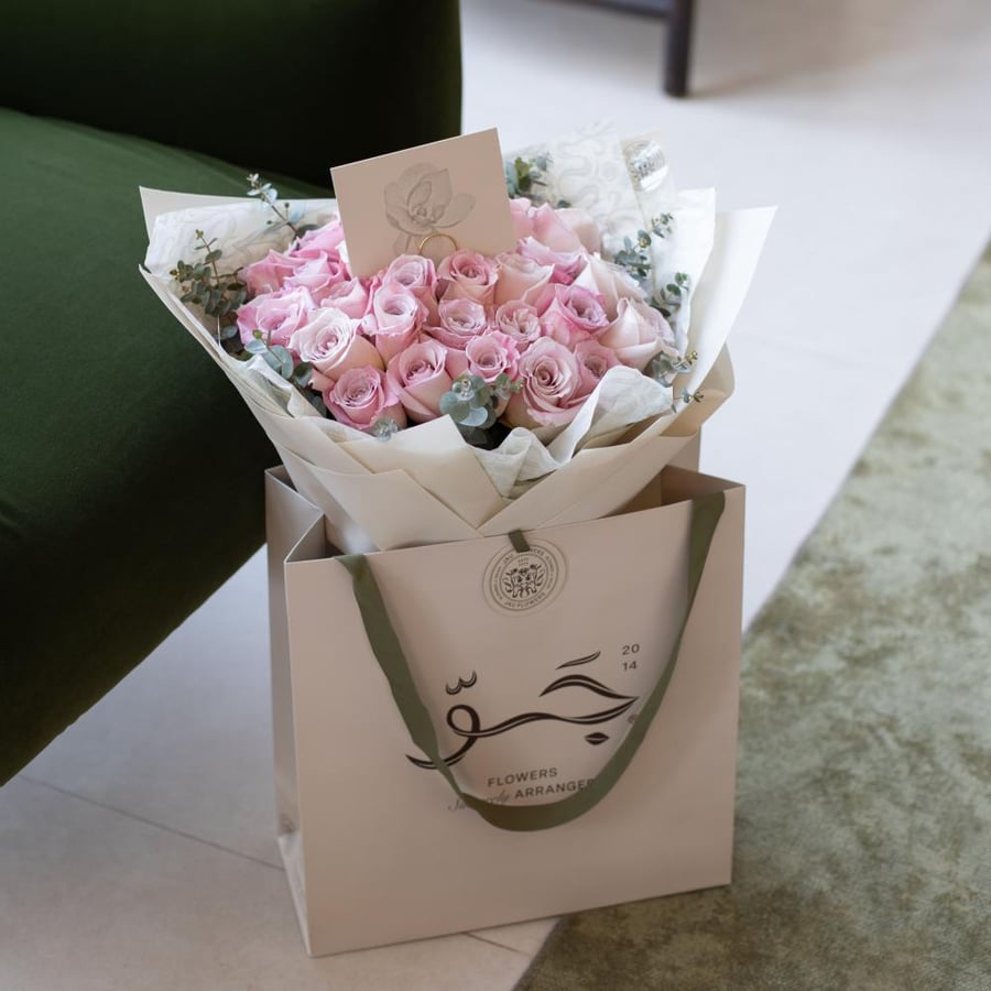 Bouquet of 30 pink roses