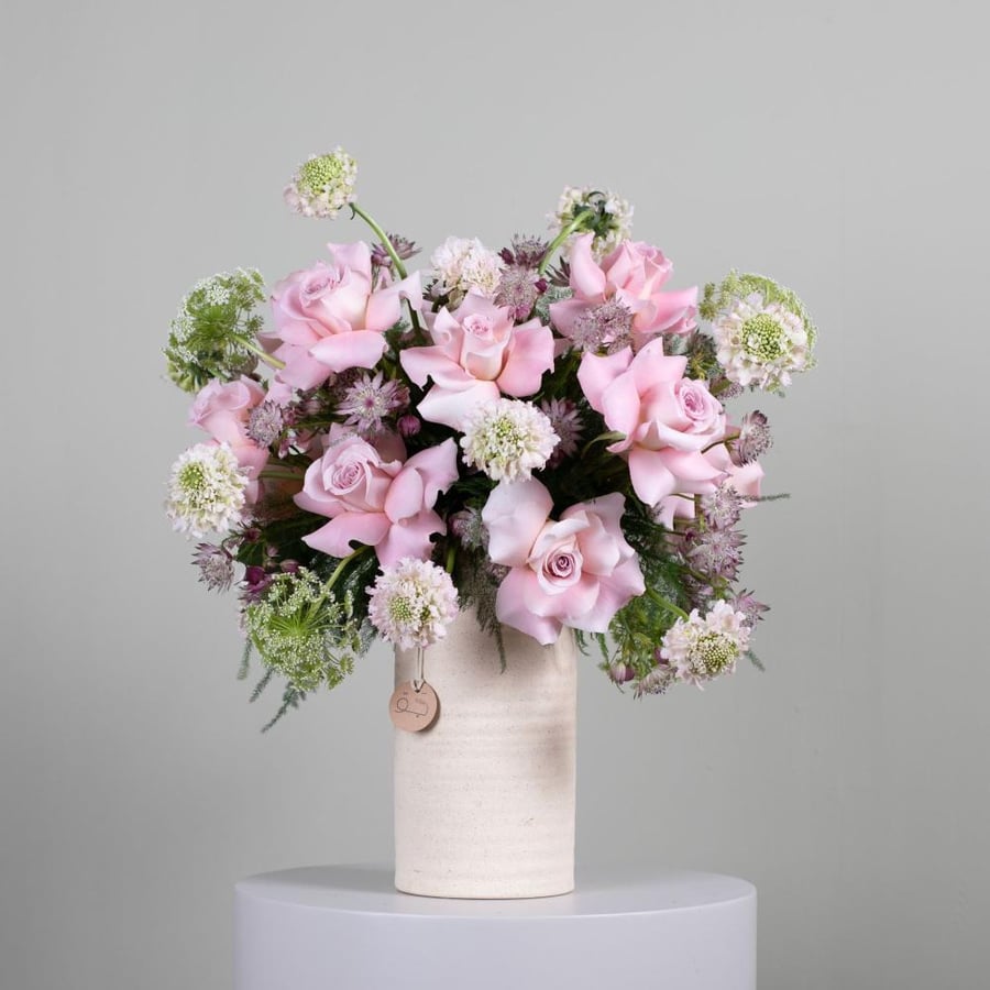 MEDIUM VASE