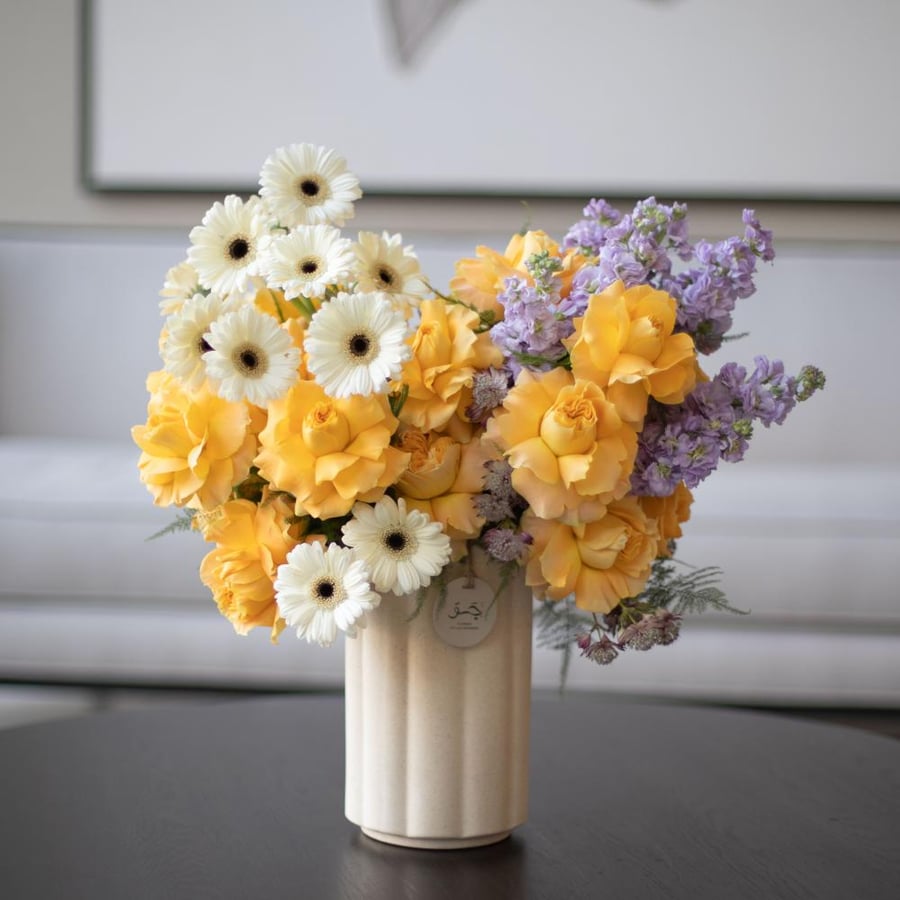 MEDIUM VASE