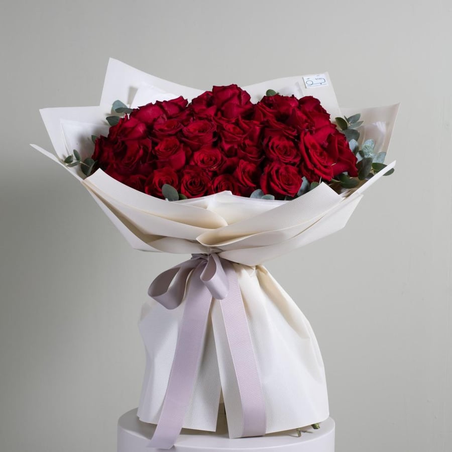 Bouquet of 50 red roses