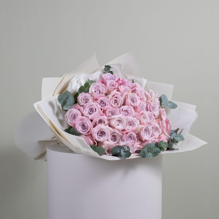 Bouquet of 40 pink roses