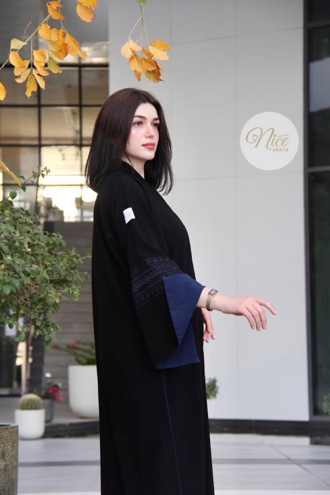 عبايه قماش المستقبل